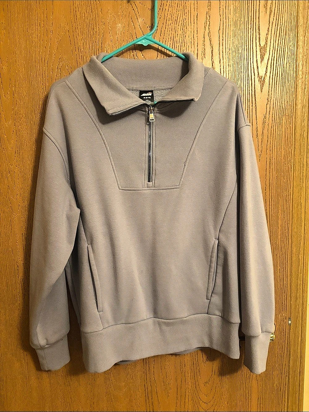 Avia Quarter-Zip Pullover in Grayish Purple Size Medium